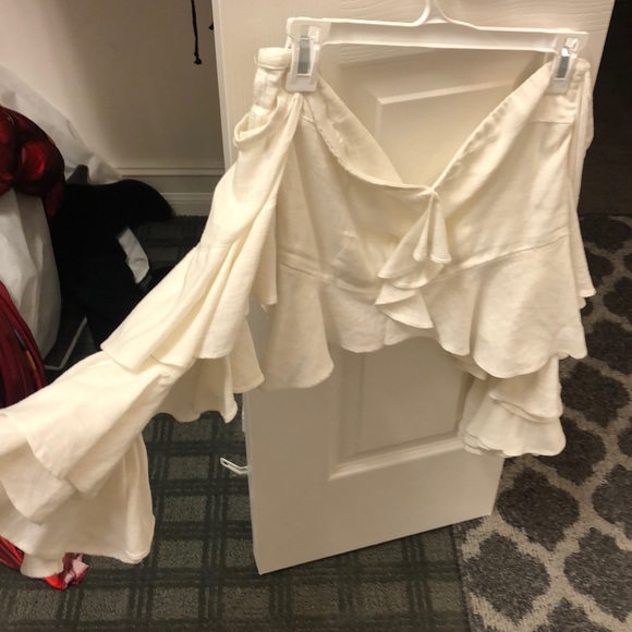 Luxxel Tops - Amazing blouse